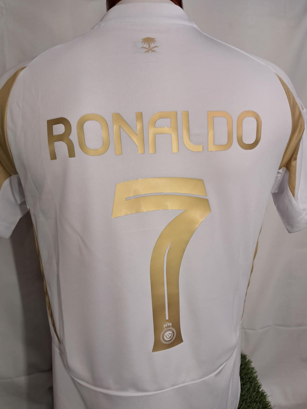 Al Nassar away Cristiano Ronaldo white and gold adult unisex