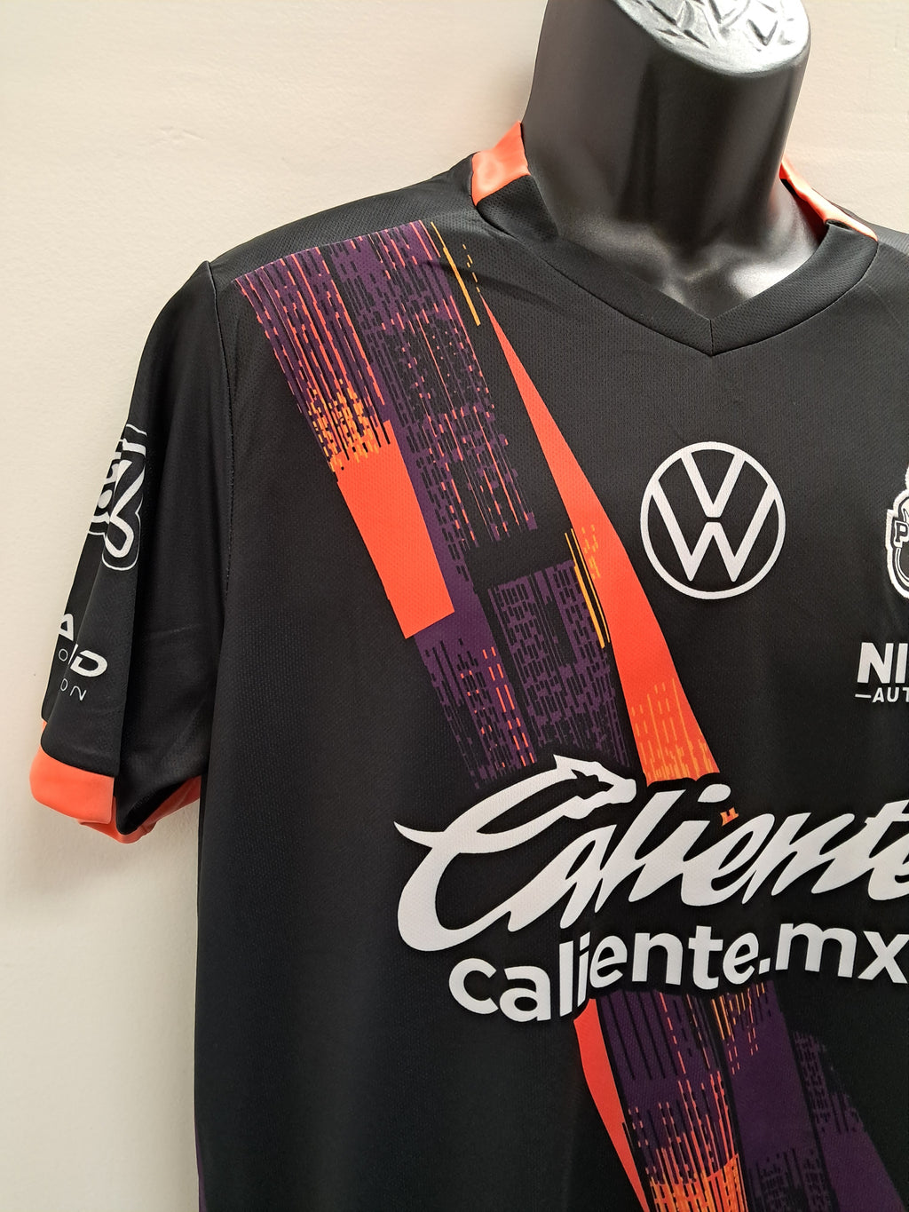 Puebla mexico soccer jersey, adult size, plain jersey, or uniform.