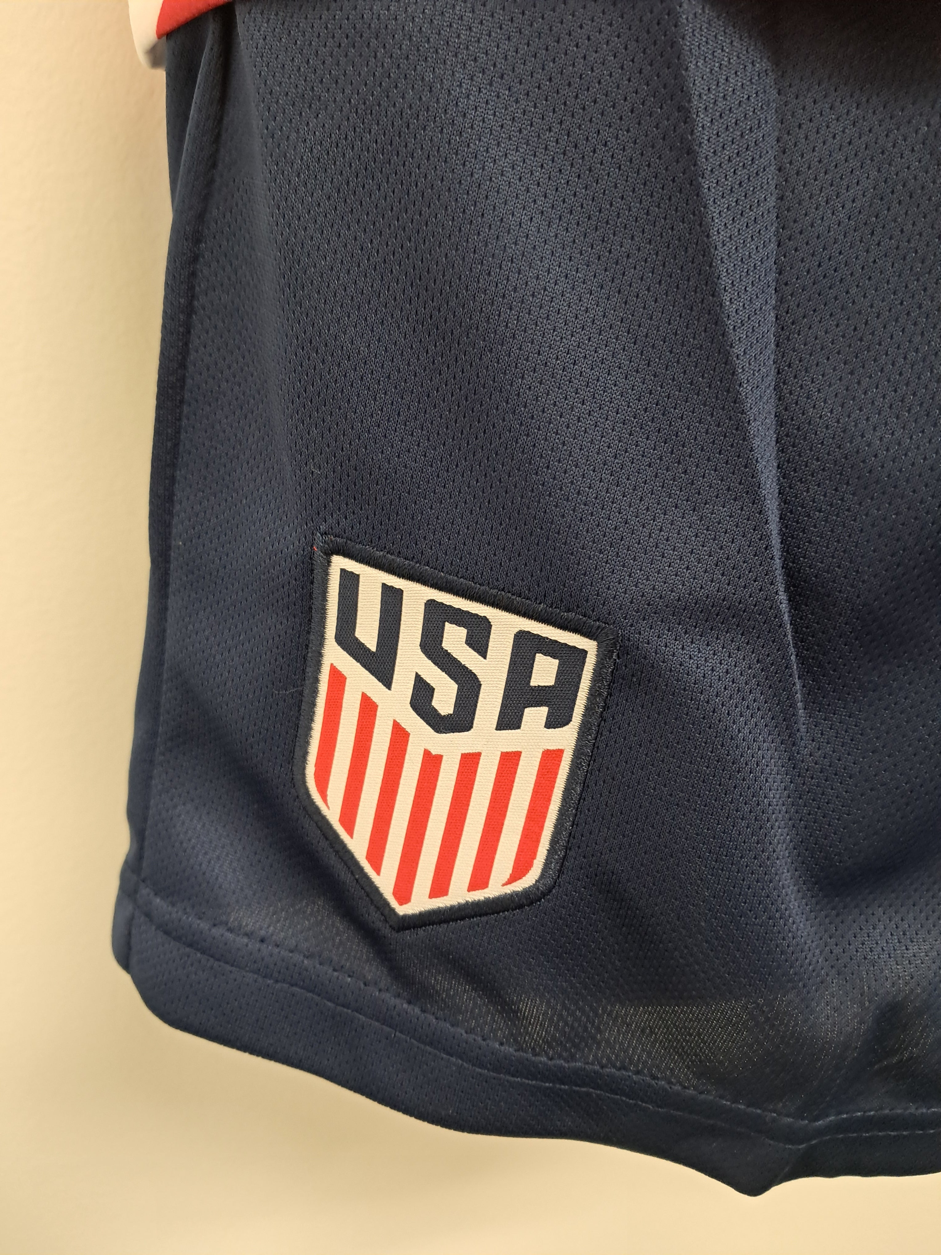 USA kid's soccer uniform home 2026 world cup.