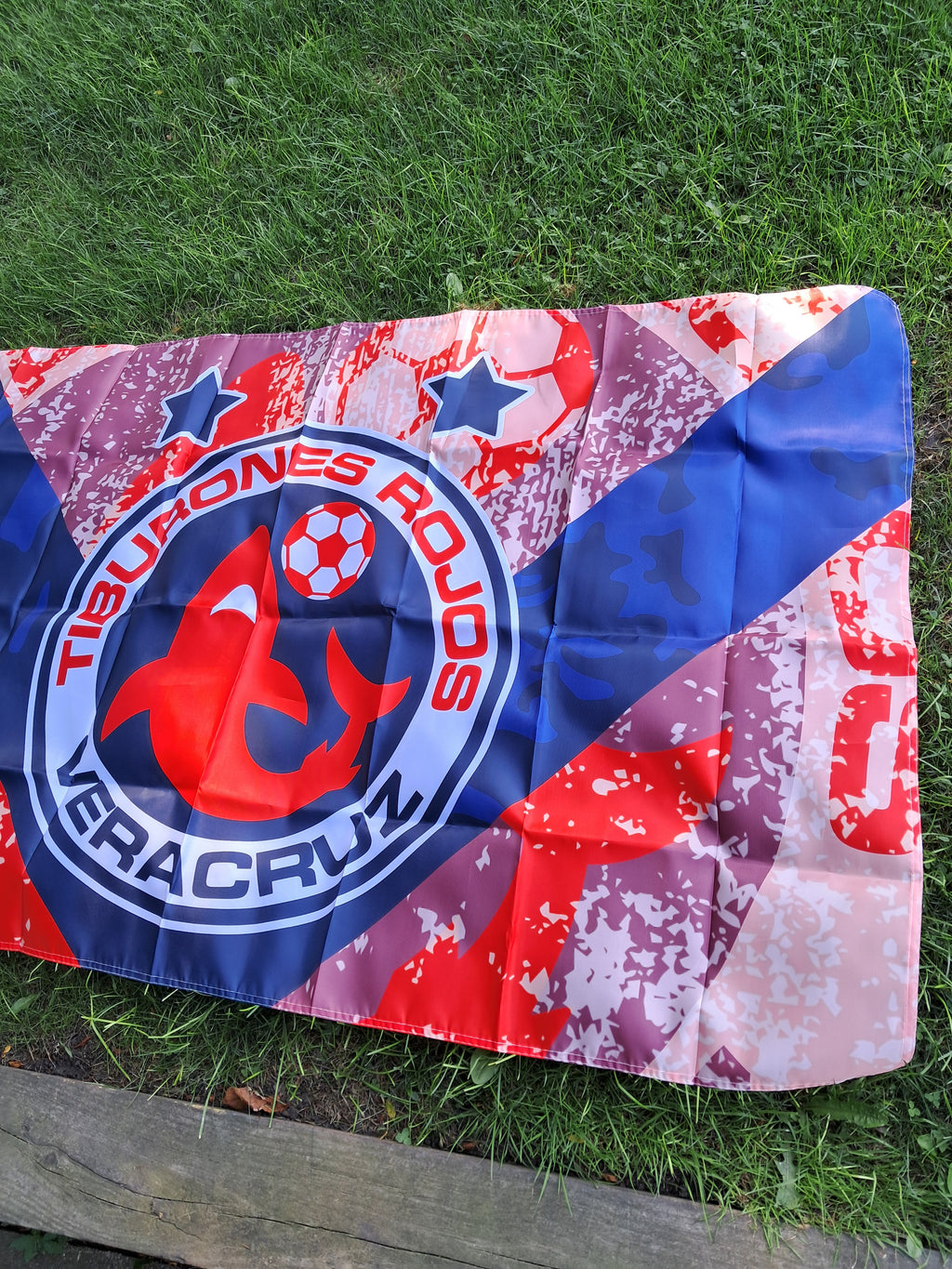 Bandera de los tiburones rojos de veracruz 3×5 ft size.